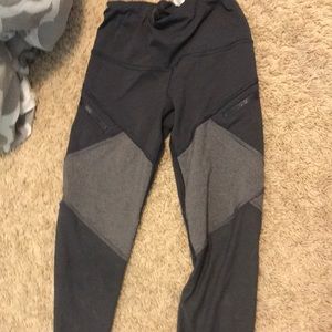 GIRLS LULULEMON Ivivvia leggings